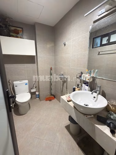 Bán nhà phân lô Cù Chính Lan, TX, 32m, 5 tầng, 8.8 tỷ 