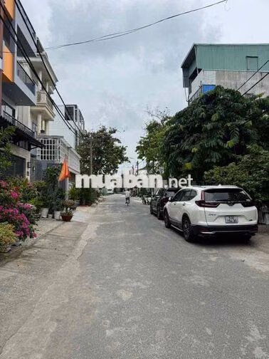 Bán nhà KDC Tân Tiến, sát kênh tham lương, 5x20m, 4 tầng, 8pn, Q12
