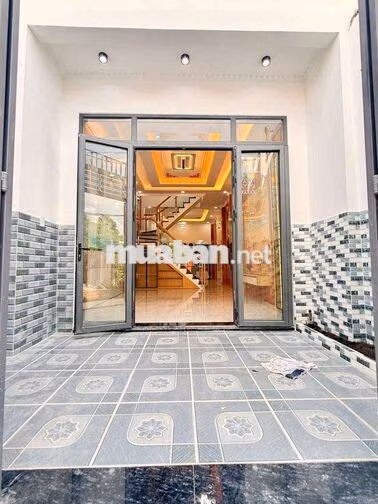 Nhà  SHR. Gần  chợ đông thạnh 