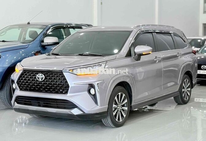 Toyota Veloz 2023 1.5CVT 59.000km xe zin đẹp keng