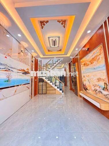 Nhà  SHR. Gần  chợ đông thạnh 