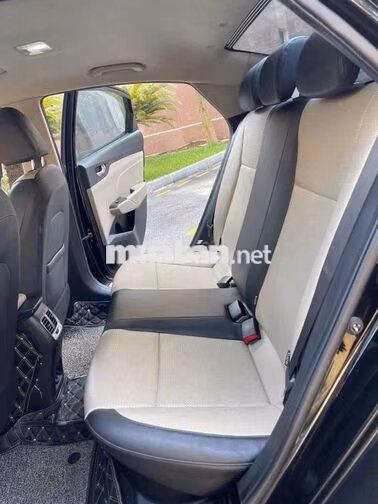 Hyundai Accent 1.4 ATH - SX 2021 xe rất mới