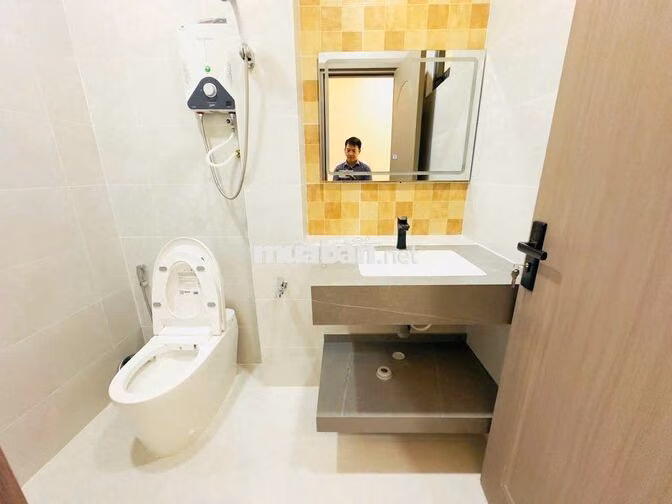 Cho Thuê Nhà Mặt Tiền Kinh Doanh, Phùng Văn Cung, P.2, Q.Phú Nhuận
