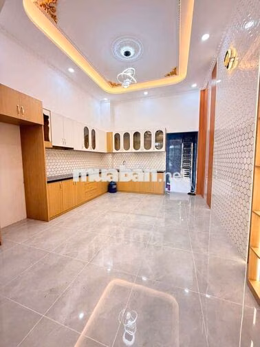 Nhà  SHR. Gần  chợ đông thạnh 