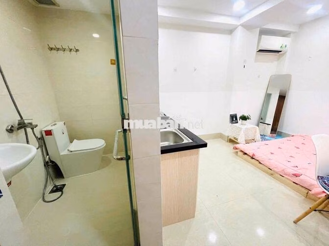 CHO THUÊ CHDV NGAY MT BÌNH THẠNH QUA QUẬN 1,3,10 THUẬN TIỆN VÀO Ở NGAY