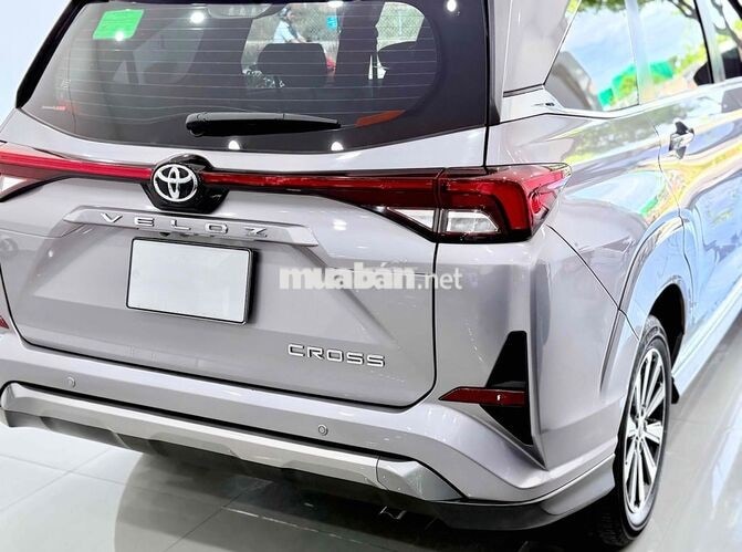 Toyota Veloz 2023 1.5CVT 59.000km xe zin đẹp keng