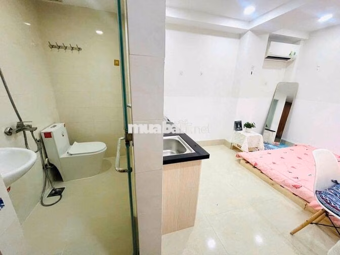 CHO THUÊ CHDV NGAY MT BÌNH THẠNH QUA QUẬN 1,3,10 THUẬN TIỆN VÀO Ở NGAY