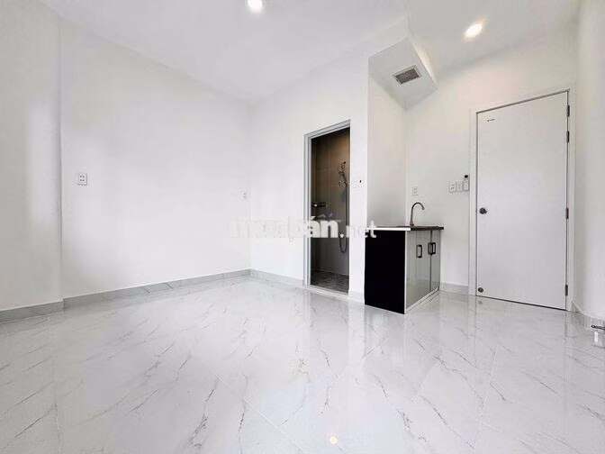 KHAI TRƯƠNG STUDIO BAN CÔNG MỚI XÂY THOÁNG MÁT ĐƯỜNG LỚN AN NINH CAO