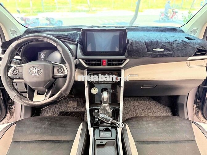 Toyota Veloz 2023 1.5CVT 59.000km xe zin đẹp keng