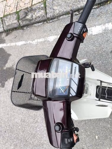Honda Dream II Nâu Xăng