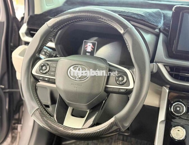 Toyota Veloz 2023 1.5CVT 59.000km xe zin đẹp keng