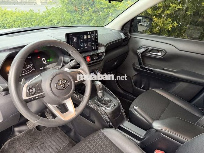 Toyota Raize 1.0 Turbo 2024 Trắng Tự động 70.000km