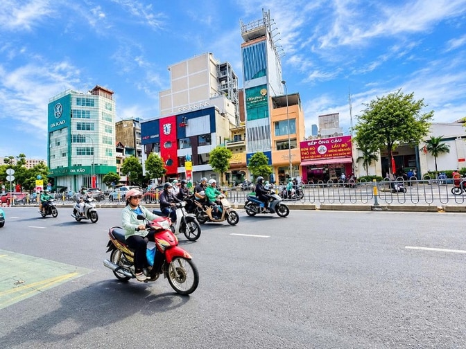  Cho Thuê Nhà Mặt Tiền 84 Nguyễn Thái Học Quận 1 – Ngang 6.5x14m 