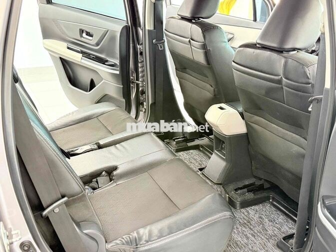 Toyota Veloz 2023 1.5CVT 59.000km xe zin đẹp keng