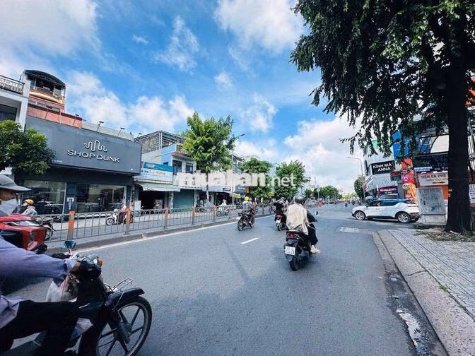 CHO THUÊ NHÀ MẶT TIỀN QUANG TRUNG P10 GÒ VẤP GẦN VINCOM