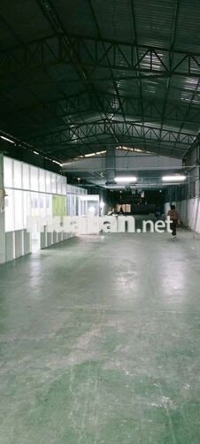Cho thuê 1.200m2 Giá chỉ 40 tr/ tháng bình điện 75 Kwa