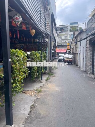 bán đất ngang 8m sổ hồng gần công viên văn hoá Gò Vấp
