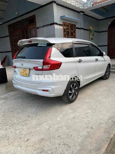 Suzuki Ertiga 2022 Trắng Tự động Việt Nam
