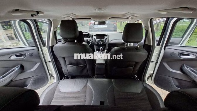 Ford Focus 2019 Sports cao cấp Trắng