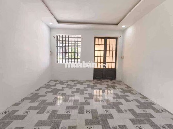Bán nhà hẻm xe hơi đỗ cửa 2pn2wc khu đồng bộ cao tầng