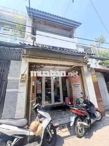 Bán nhà 70m2 hẻm xe hơi nở hậu 6,6m đối diện vincom Quang Trung