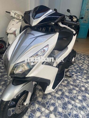 Honda Air Blade Trắng bạc Việt Nam
