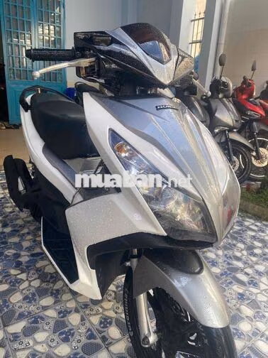 Honda Air Blade Trắng bạc Việt Nam