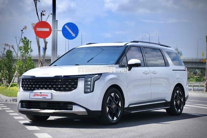 Kia Carnival Signature 2024 máy dầu  Form 2025