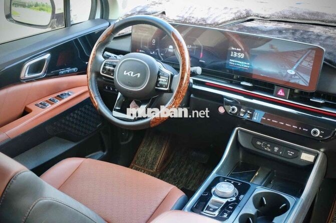 Kia Carnival Signature 2024 máy dầu  Form 2025