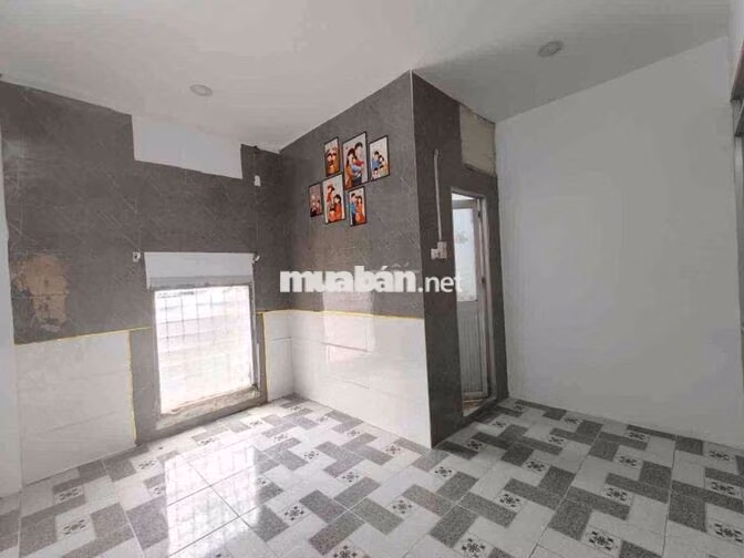 Bán nhà hẻm xe hơi đỗ cửa 2pn2wc khu đồng bộ cao tầng
