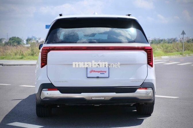 Kia Carnival Signature 2024 máy dầu  Form 2025