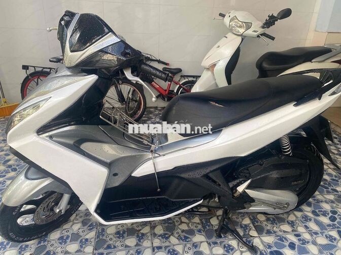 Honda Air Blade Trắng bạc Việt Nam