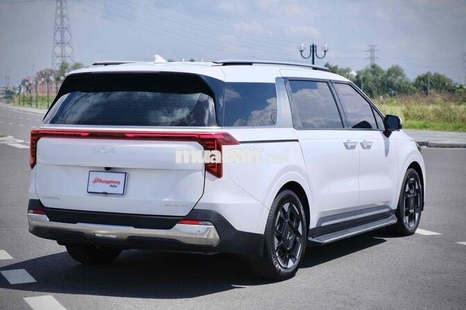 Kia Carnival Signature 2024 máy dầu  Form 2025