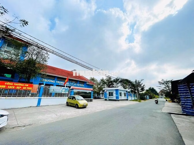 Hàng nóng cắt lỗ xã Phước Vĩnh An diện tích 394m2 full thổ giá 900tr