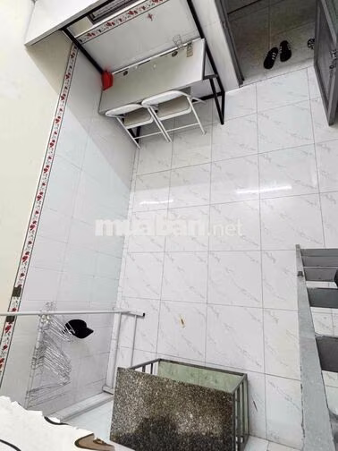PHÒNG CÓ GÁC - MÁY LẠNH - THANG MÁY