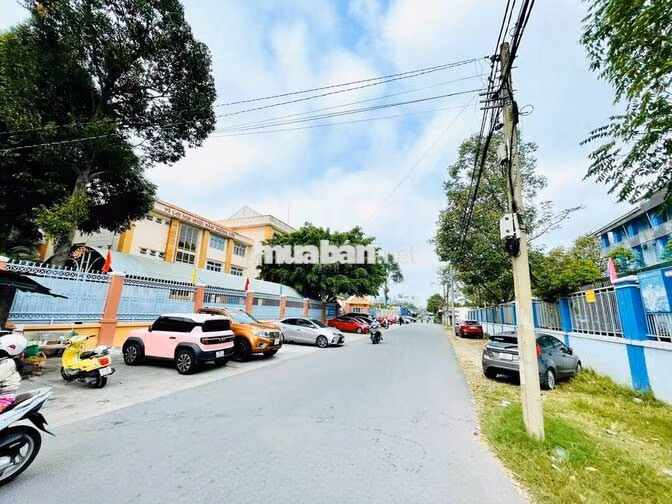 Hàng nóng cắt lỗ xã Phước Vĩnh An diện tích 394m2 full thổ giá 900tr