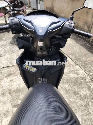 Honda Vario 150i-2017 xanh đen  bstp