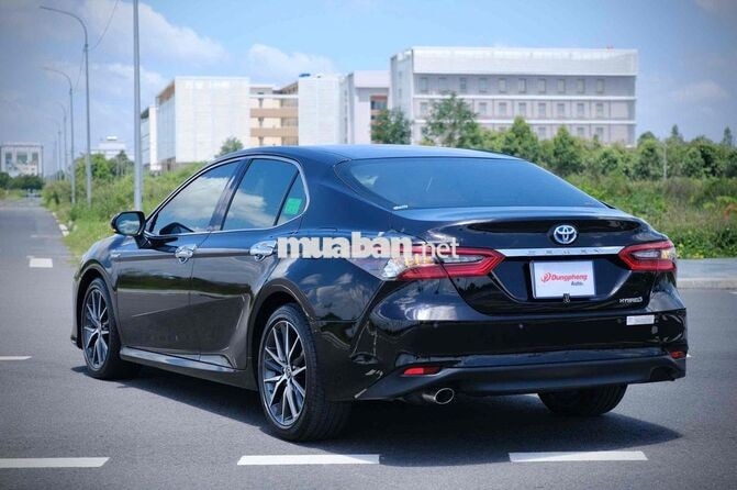 Toyota Camry Hybrid 2022 Đen 25000 km