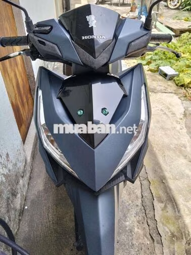 Honda Vario 150i-2017 xanh đen  bstp