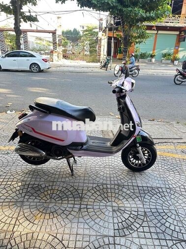 Vespa 50 cc 2023 Tím Tự động