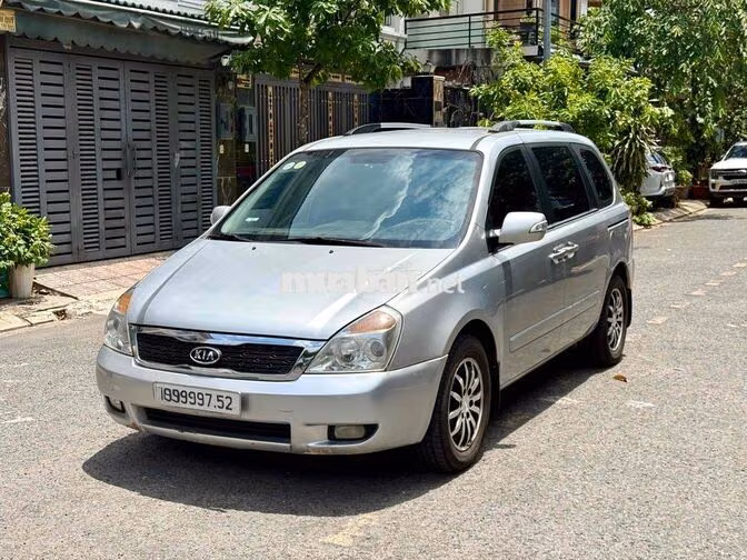 🚘Kia Carnival 8 chỗ số Tự động, nhập Hàn Quốc