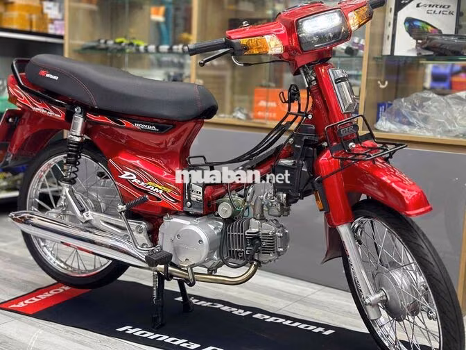Honda Dream Thái Đỏ Candy Úp 110