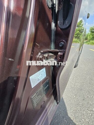 Kia RONDO 2019 2.0G MT Số sàn Nâu