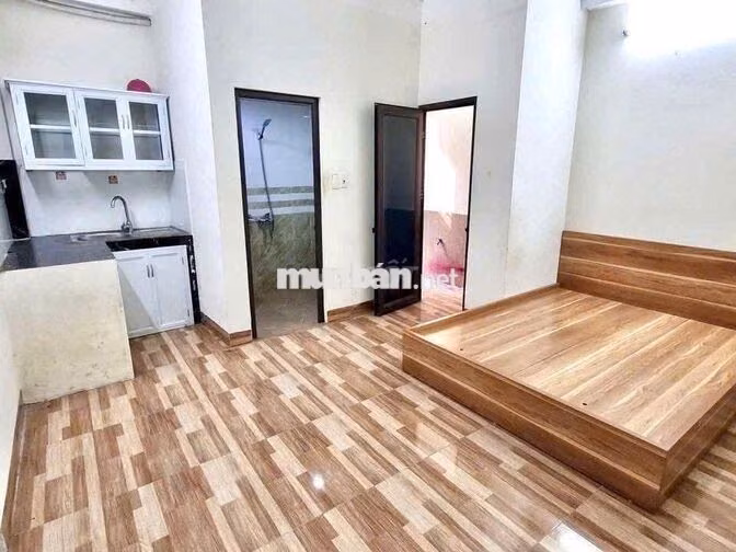 💥 Đi bộ ra Đại học bách khoa- kinh tế QD- xây dựng ….bạch mai 