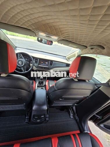 Kia RONDO 2019 2.0G MT Số sàn Nâu