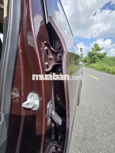 Kia RONDO 2019 2.0G MT Số sàn Nâu