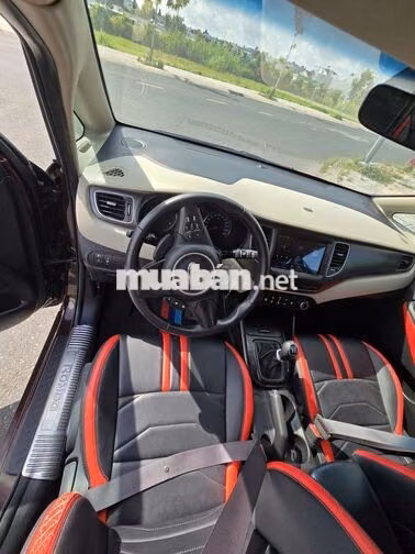 Kia RONDO 2019 2.0G MT Số sàn Nâu
