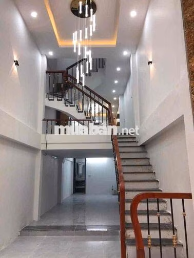 cho thuê nhà Vũ Tông Phan ô tô vào nhà thích hợp vừa ở vừa kinh doanh