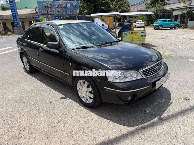 Ford Laser 2004 Đen 5 chỗ