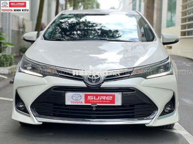 Toyota Altis 1.8G 2020 Trắng 93.000 km